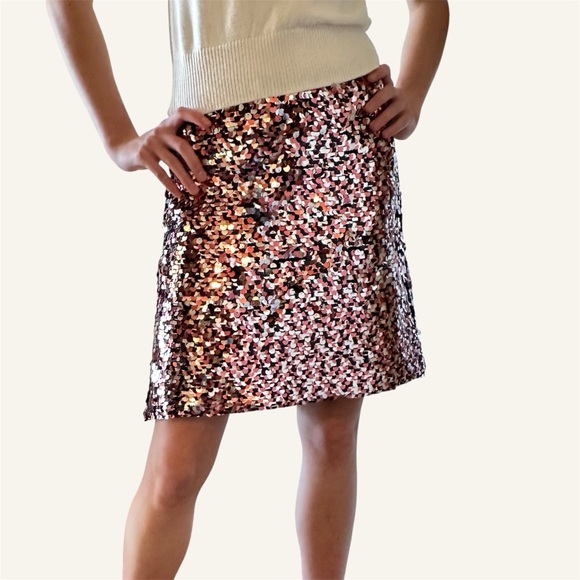 MCQ Mini Skirt with Shimmering Sequins in Pink Black and Silver🌸